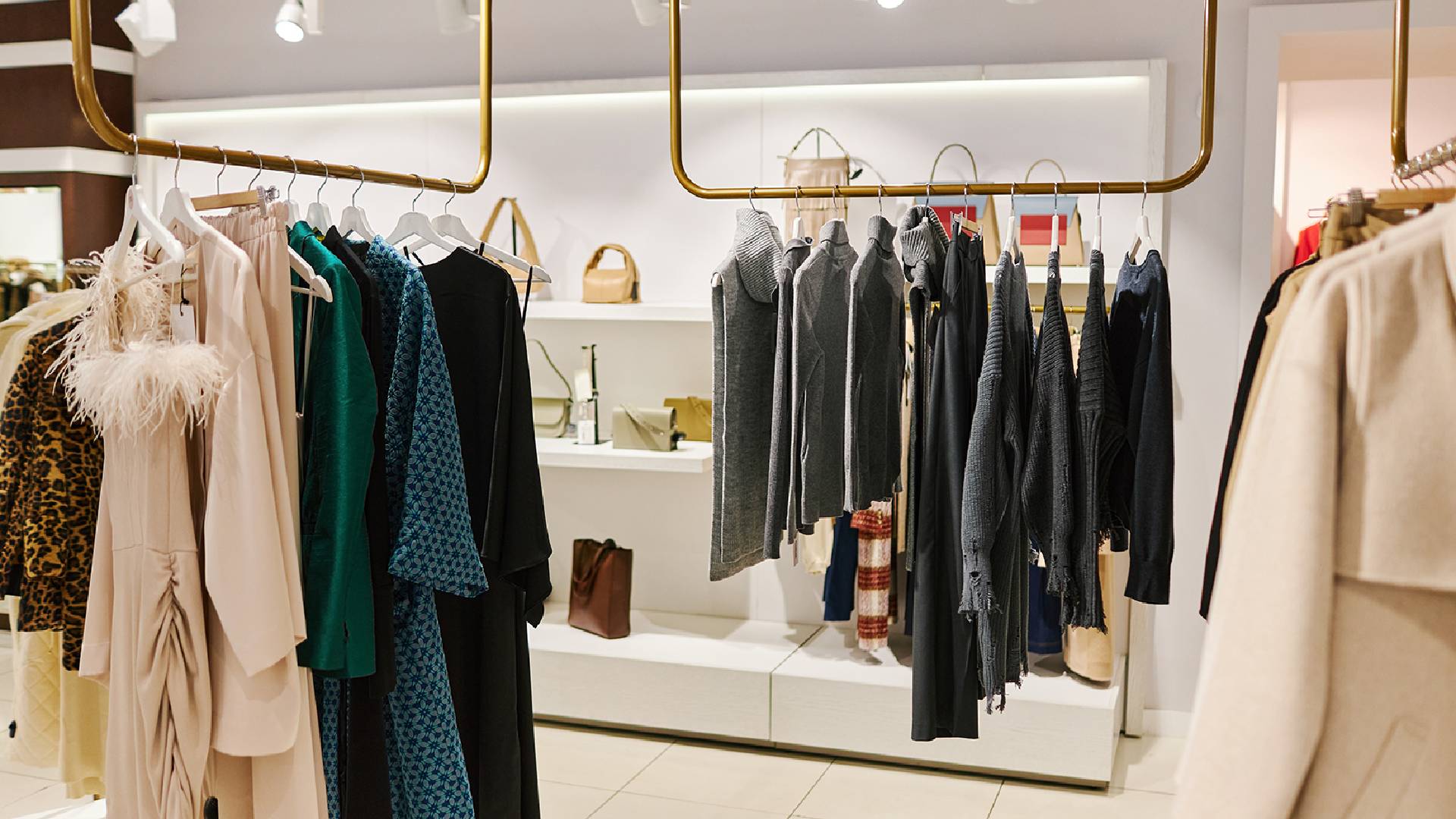 shopping carousel 8 1920x1080.jpg